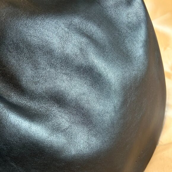 Black Soft Hobo Shoulder Bag - Picture 4 of 6